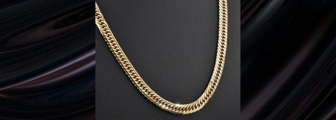 圧倒的な存在感と高級感を身に纏う